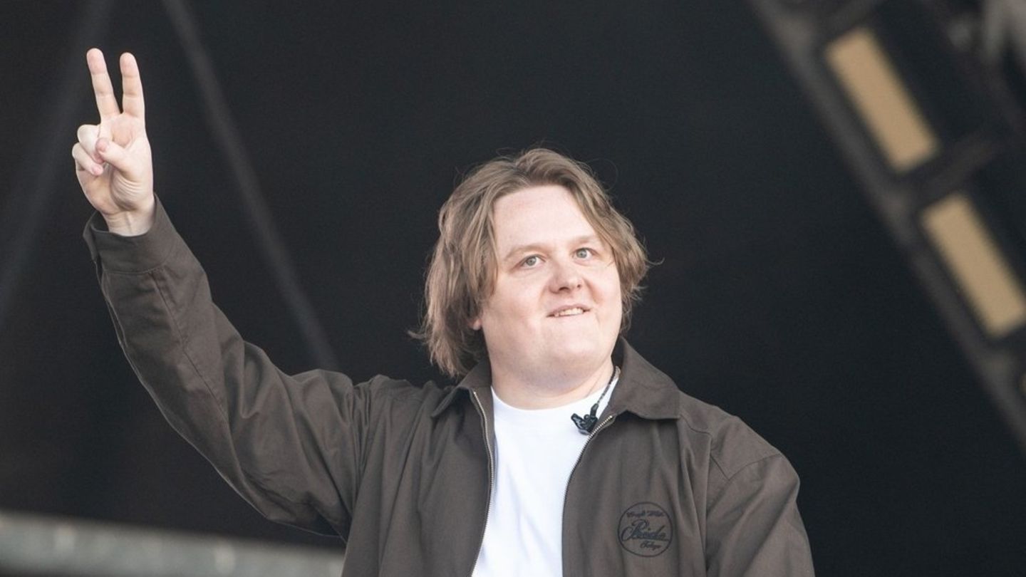Lewis Capaldi s novim singlom: izgled suznog povratka