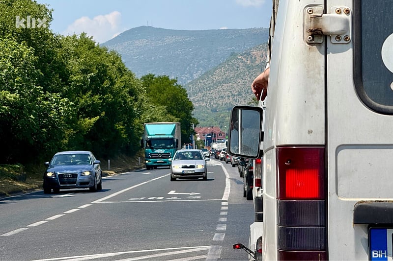 Problem semafora na ulazu Mostar stigao i do Parlamenta FBiH: Traži se izmjena režima njegovog rada