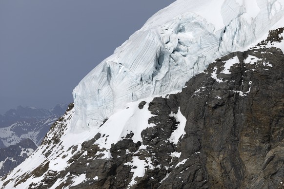 Helikopter na Oberaletschletscher VS srušio se – Mediji govore o mrtvoj osobi