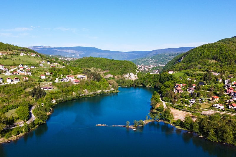 Jajce: Na kupalištu preminuo stariji muškarac uprkos pokušajima spašavanja