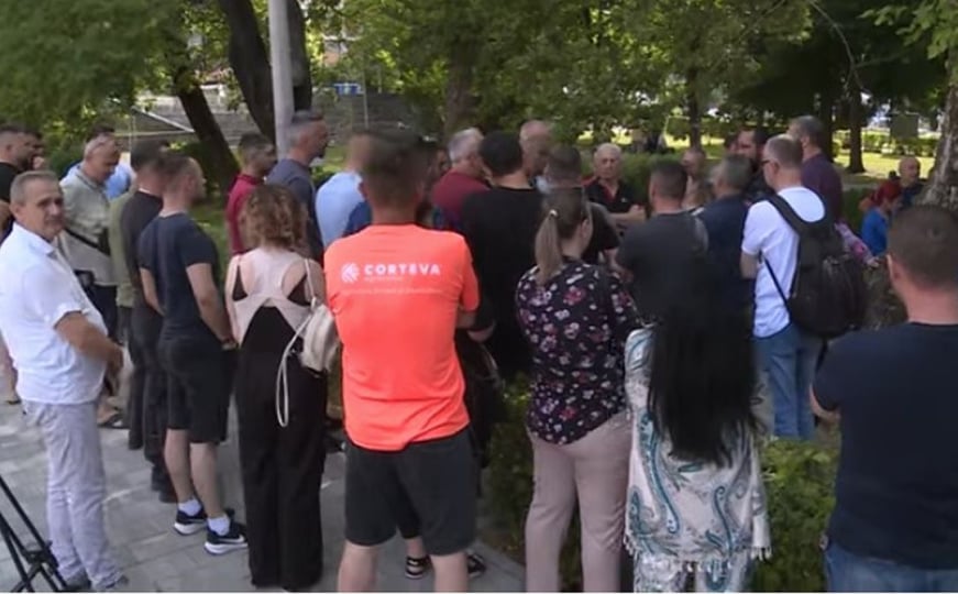 Protest obrtnika u Velikoj Kladuši: Poskupljenje komunalnih usluga ugrožavaju opstanak