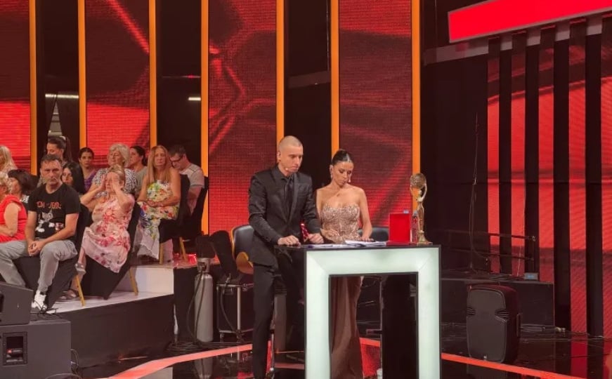 Finale “Zvezda Granda” prekinuto zbog nereda na ulicama Beograda: Evo kada će biti nastavljeno