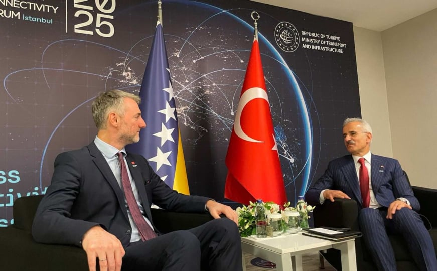 Forto u Istanbulu poručio turskom ministru: Vrijeme je da pokrenemo obećani put Sarajevo-Beograd