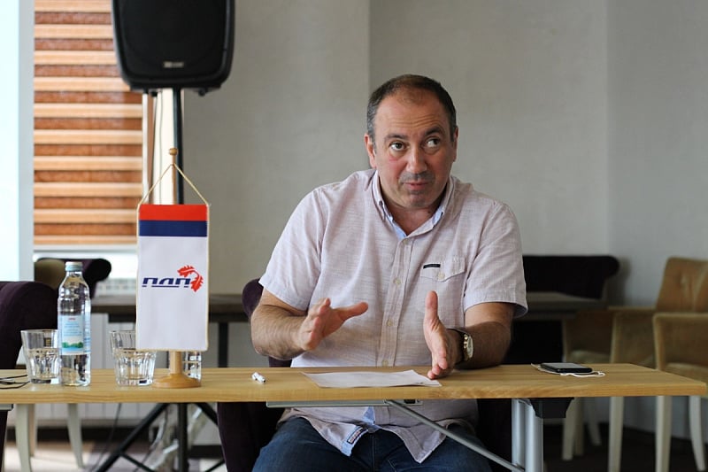 Crnadak upozorava: NSRS sutra usvaja zakon kojim se uvodi “prijeki sud”, kritičari će biti pod policijskom kontrolom