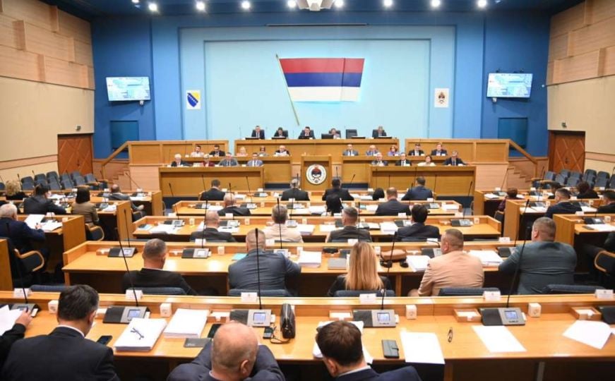 Povučen Dodikov kontroverzni zakon o zaštiti ustavnog uređenja RS-a