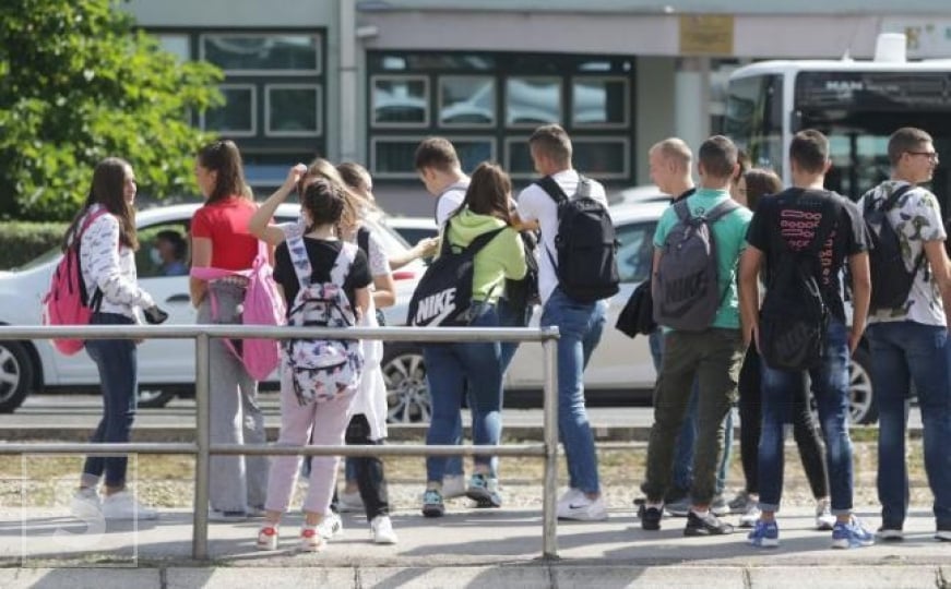 Potvrđeno: Besplatan javni prijevoz za učenike i studente u KS i tokom ovogodišnjeg raspusta