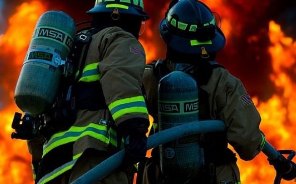 Požar na ilegalnoj deponiji u Istočnom Sarajevu: Dim opasan za lokalne stanovnike