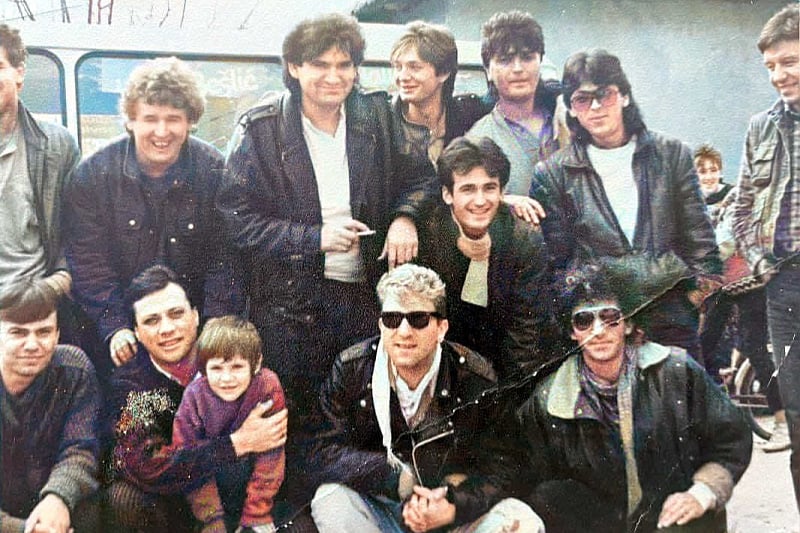 Mladen Vojičić Tifa podijelio nostalgičnu fotografiju iz 1986. s kolegama: Možete li ih prepoznati?