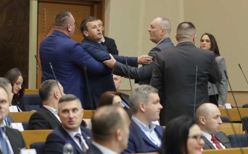 Stevandić nakon izbacivanja Vukanovića: “Ostao mi je dužan nalaz psihijatra”