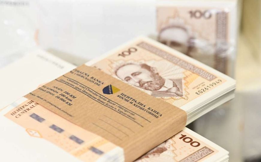 Danas isplata junskih penzija: Evo koliko iznosi najniža, a koliko najviša