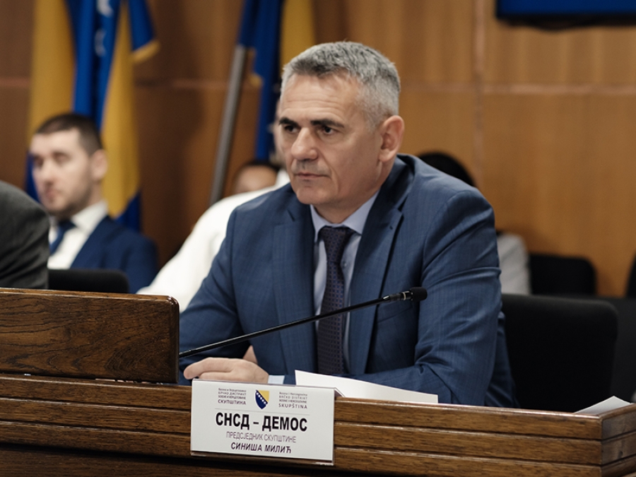 SDA I TROJKA IMAJU ZAJEDNIČKI STAV: ‘Nećemo pristati na izjednačavanje bilo kojeg datuma s 11. julom’