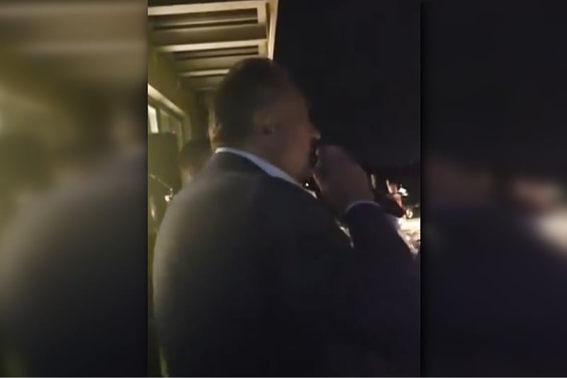 Nakon što se nagodio sa Tužilaštvom BiH, Dodik zapjevao na fešti u Banjoj Luci