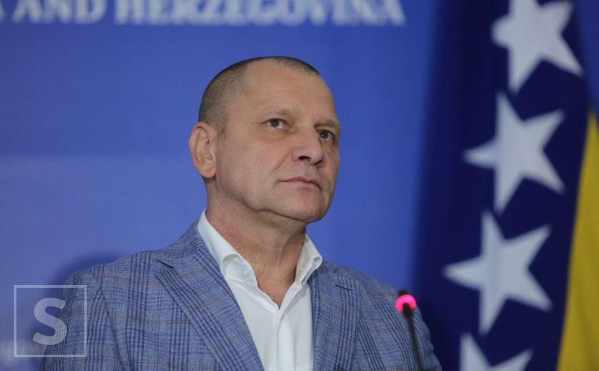 Miletić podsjetio na tri razloga za hapšenje Dodika: “Ako Baja nije za pritvora, ko je?”