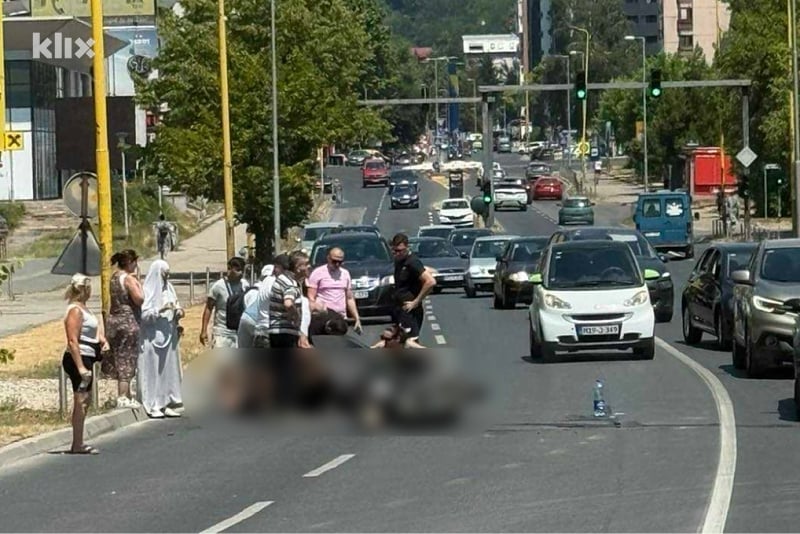 Motociklista povrijeđen u saobraćajnoj nesreći u Tuzli