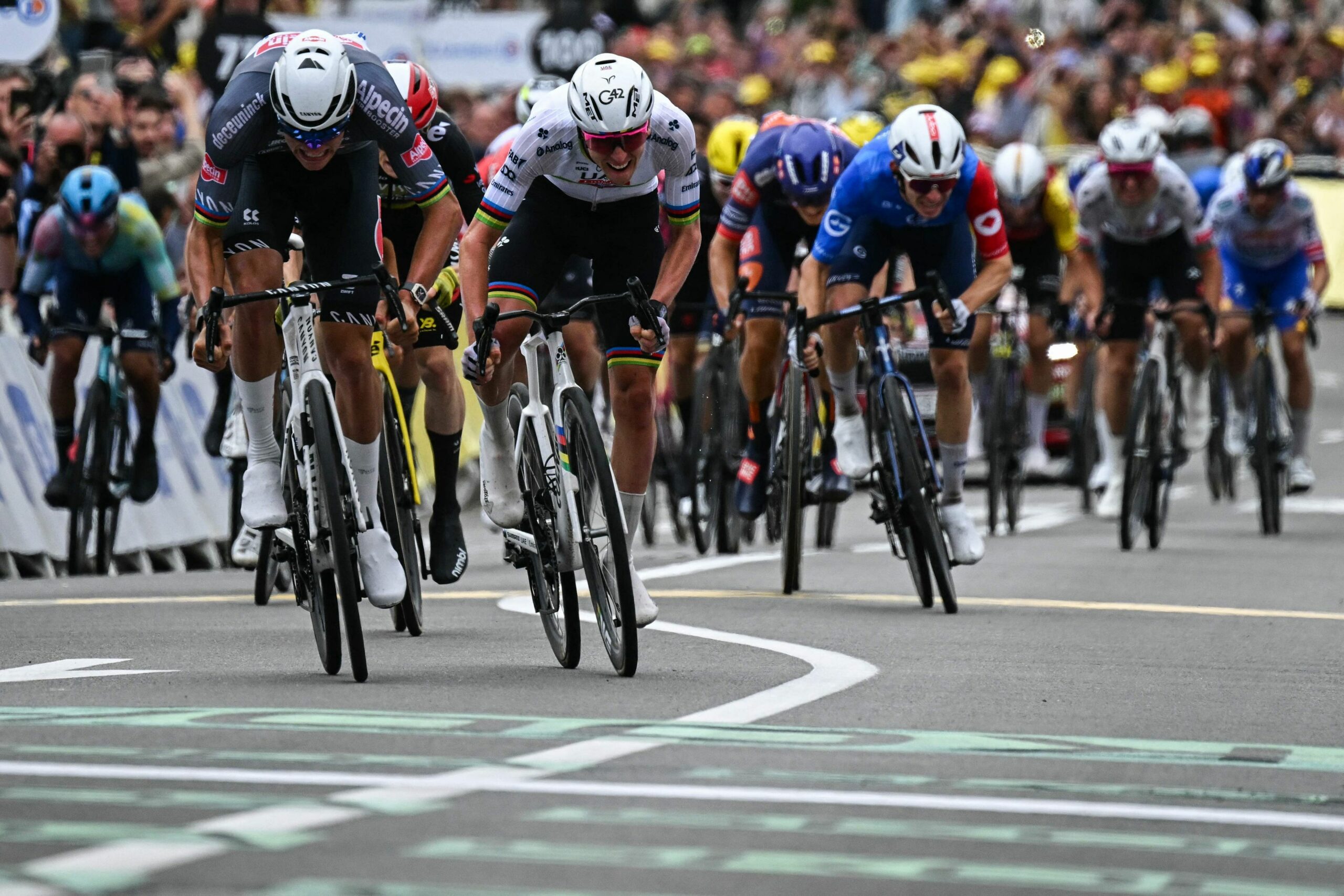 Mathieu van der Peel osvaja Sprint i ukrašen je žutom