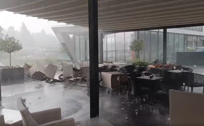 Nevrijeme nakon toplotnog udara: Objavljen novi video iz Bihaća – vjetar nosi sve pred sobom