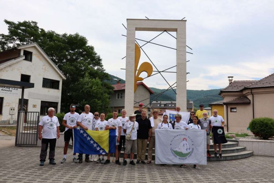 OBILJEŽAVANJE 30. GODIŠNJICE GENOCIDA U SREBRENICI: Goraždanski planinari krenuli na Marš mira