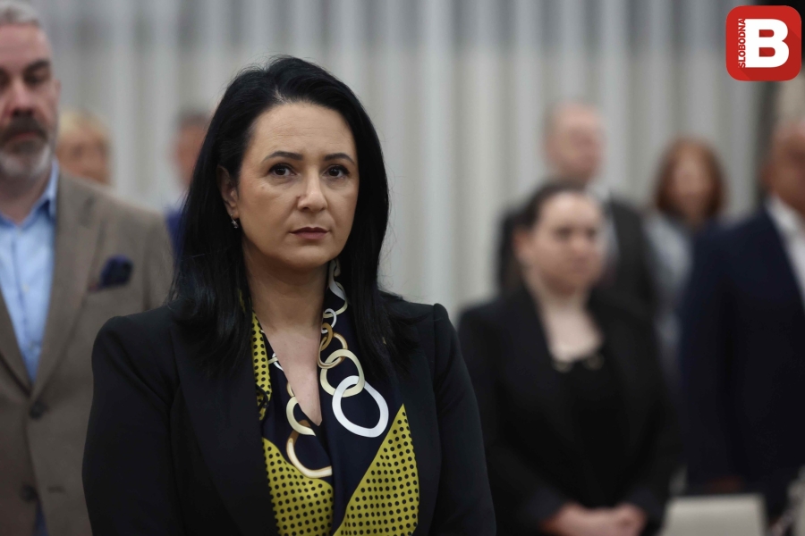AIDA OBUĆA, UPOZORAVA: ‘Zahvaljujući nametnutoj Vladi, Bosna i Hercegovina ostaje bez jednog od ključnih međunarodnih partnera’