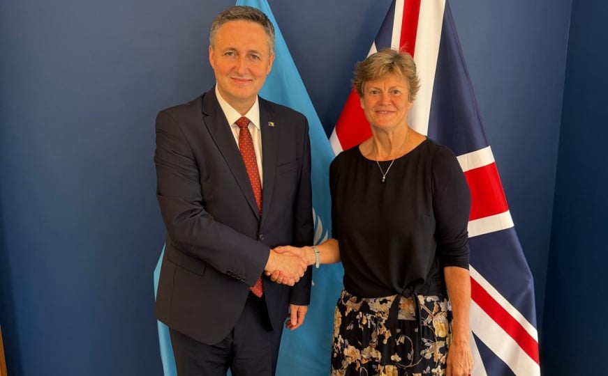 Bećirović s Woodward: UK ključni partner BiH, opasni napadi na ustavi poredak od rukovodstva RS-a