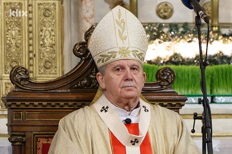 Nadbiskup Tomo Vukšić o 30. godišnjici genocida u Srebrenici: Grobovi žrtava su trajna opomena protiv zla rata