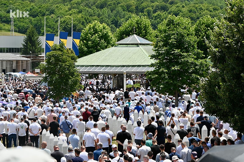 Klanjana dženaza za još sedam žrtava genocida u Srebrenici