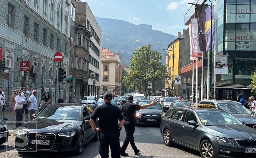 Sutra privremena obustava saobraćaja u Sarajevu: Doći će i do izmjene u odvijanju gradskog prijevoza