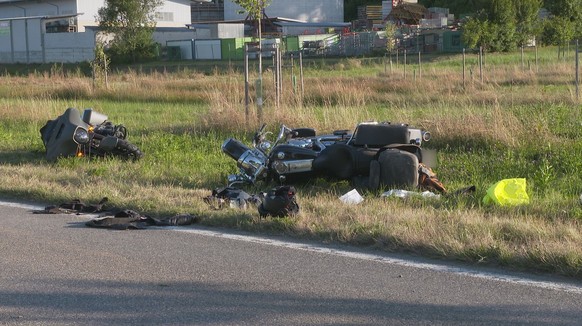 Pao s Harley Davidson-om u Niederwil AG – 2 vozača motocikala ozbiljno povrijeđene