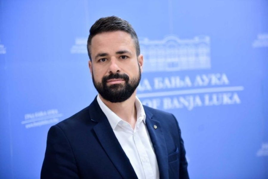 POTVRDILI, ALI NISU KRITIKOVALI:  Revizori otkrili da Amidžić isplaćuje plate crnolistašima iz RS zaposlenim u institucijama BiH preko entitetske pošte