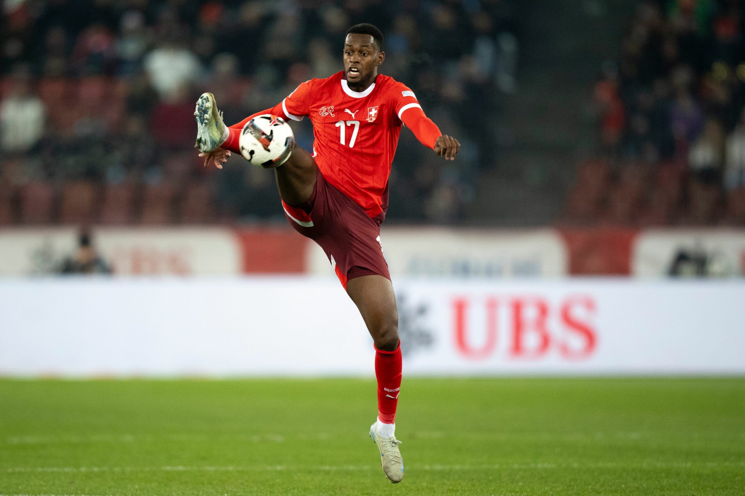 Edimilson Fernandes izabrao je mlade dečke za povratak u Švicarsku