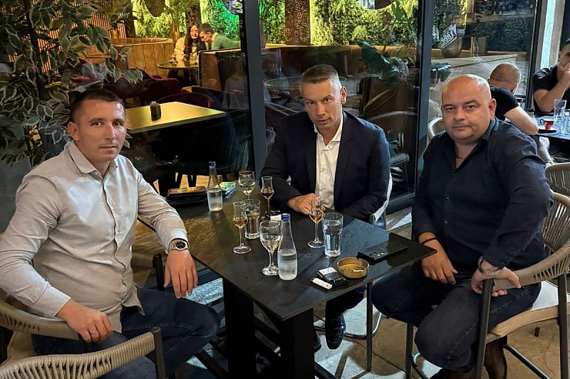 Dvojica odbornika iz stranke Gorana Selaka prešla u DNS kod Nenada Nešića