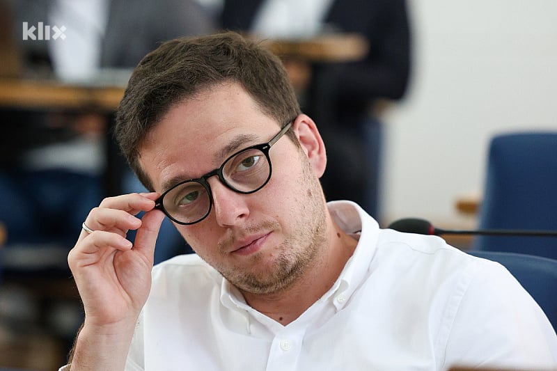 Uk: Trojka i ZNG moraju pronaći dogovor, tražit ću imenovanje novog ministra visokog obrazovanja