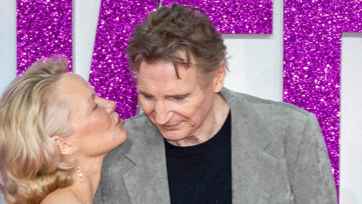Pamela Anderson i Liam Neeson: Da li je to prava ljubav – ili samo PR gag?