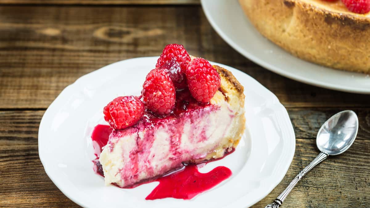 Prozračna marina-vanilija voćna torta