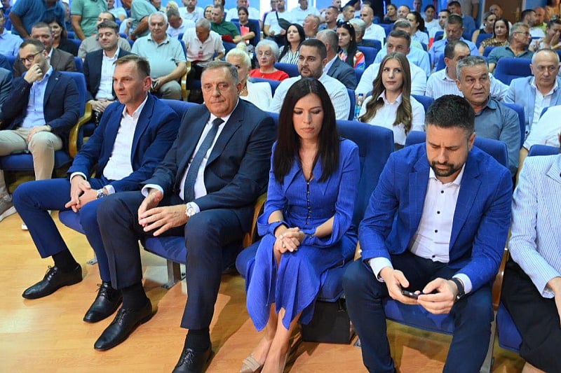 Dodikov “plan B” o kojem još ne govori: Ako ga opozicija odbije, SNSD izlazi na prijevremene izbore
