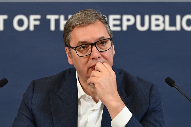 Hapšenja i potjernice u Srbiji za Vučićevim ministrima i taktika prelijevanja krize u BiH