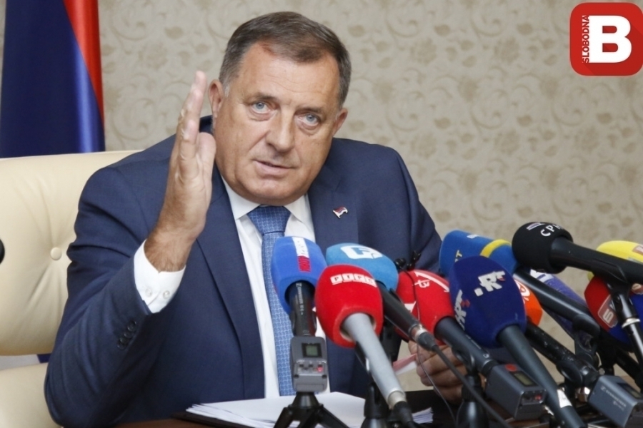 PITANJE SVIH PITANJA: Može li Dodik, nakon presude, ostati predsjednik vladajuće stranke u RS?