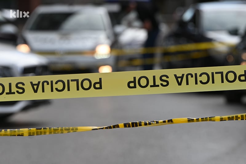 Sarajevo: Aktivirana bomba u Novopazarskoj ulici, oštećena vozila i stambeni objekti