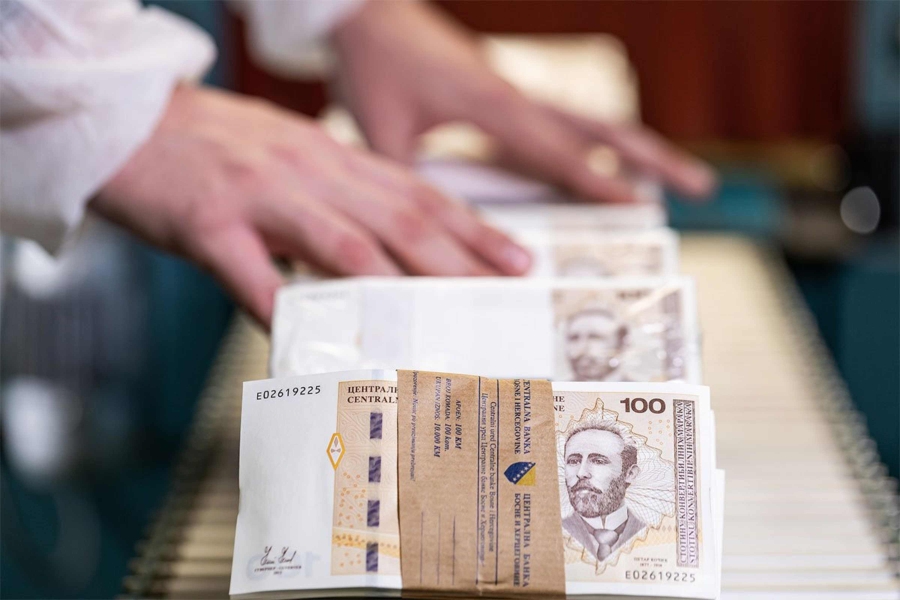 U REPUBLICI SRPSKOJ ZADOVOLJNO TRLJAJU RUKE: Zbog neradne nedjelje maloprodaja u FBiH izgubila 55 miliona KM, SVE OTIŠLO U RS!