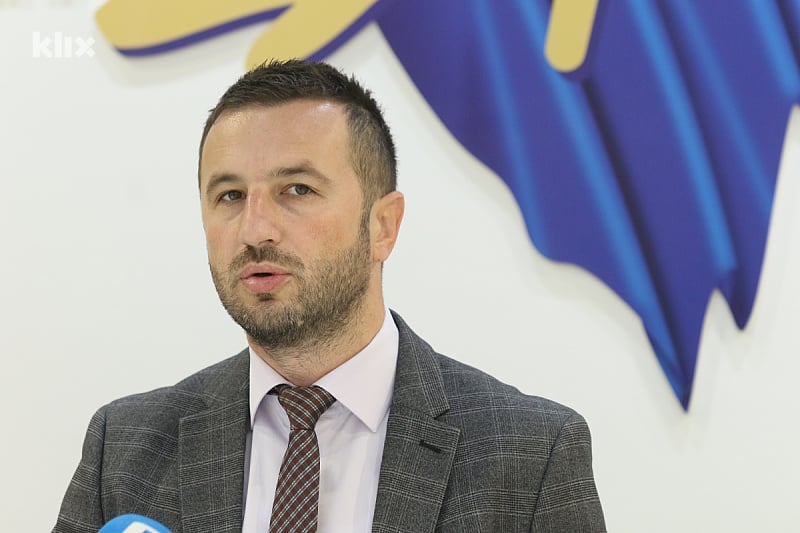 Efendić: Ko je više zaslužan za presudu Miloradu Dodiku – Elmedin Konaković ili Ramo Isak?