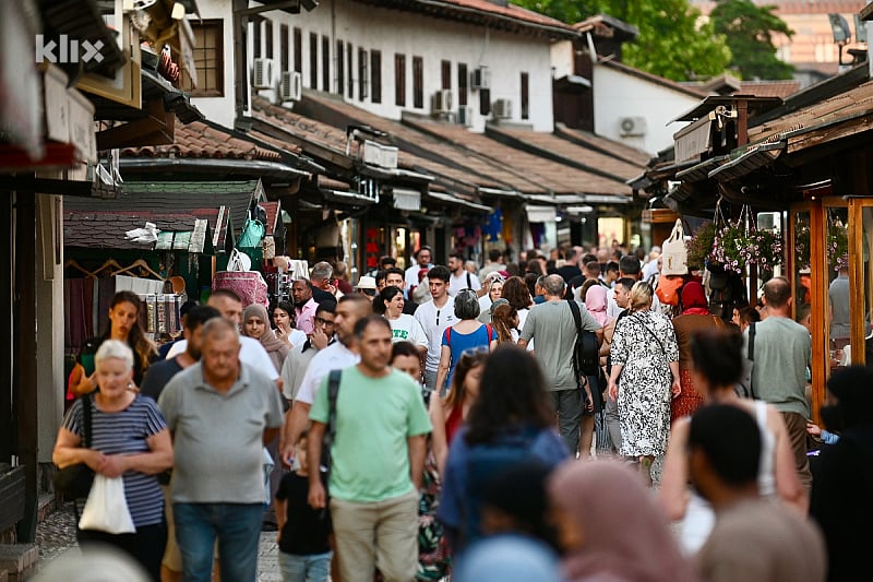 Za šest mjeseci u BiH 2,8 posto više turista, najviše iz Hrvatske, Srbije i Turske
