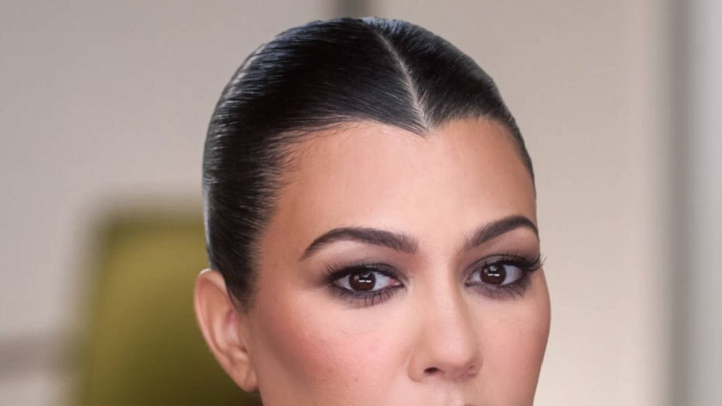 Njen sin ne nosi životnu jaknu: Kourtney Kardashian Komentari na kritiku