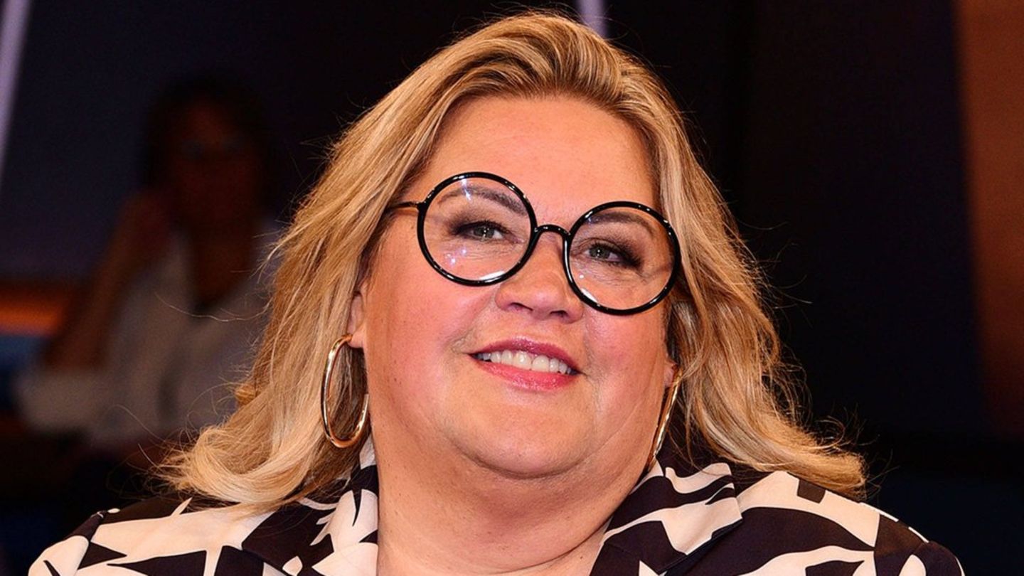 Ilka Bessin: prikazuje se na vrhu bez bazena