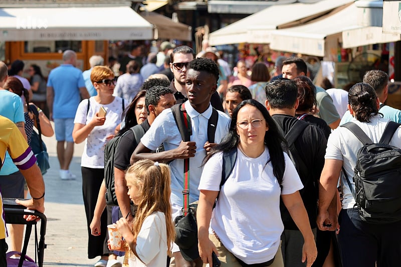 Festivalska atmosfera već vlada: Veliki broj turista stigao u Sarajevo uoči 31. SFF-a