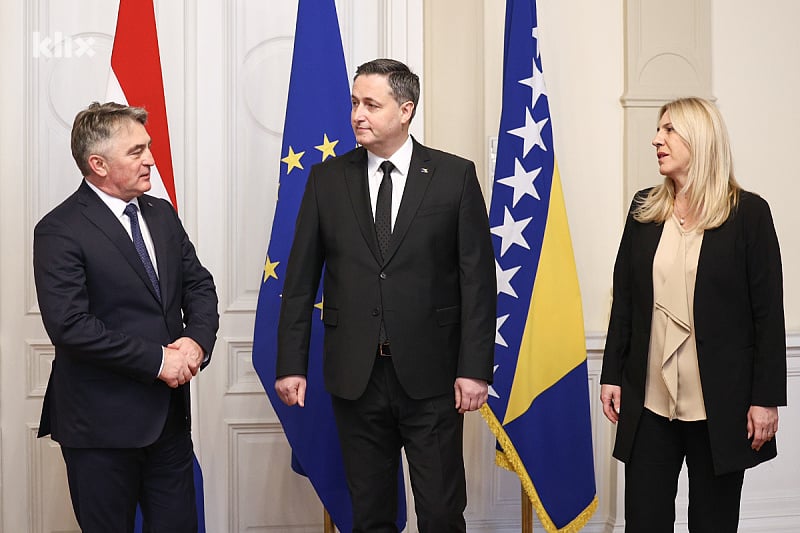 Komšić i Bećirović će prihvatiti budžet uz amandmane, veća izdvajanja za institucije kulture, BHRT i naoružanje