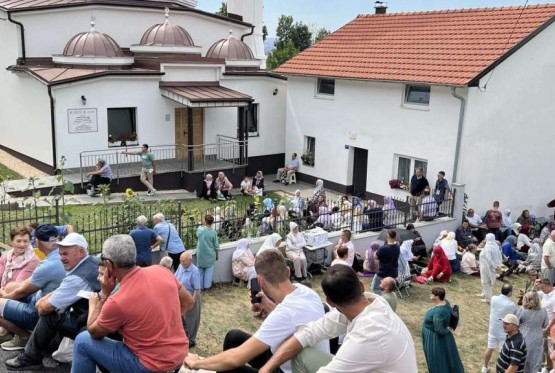 Svečano otvorena džamija u Oplećanima