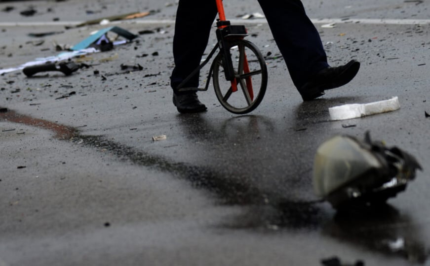 Tragična nesreća u Tesliću: Biciklista poginuo u sudaru s motociklom