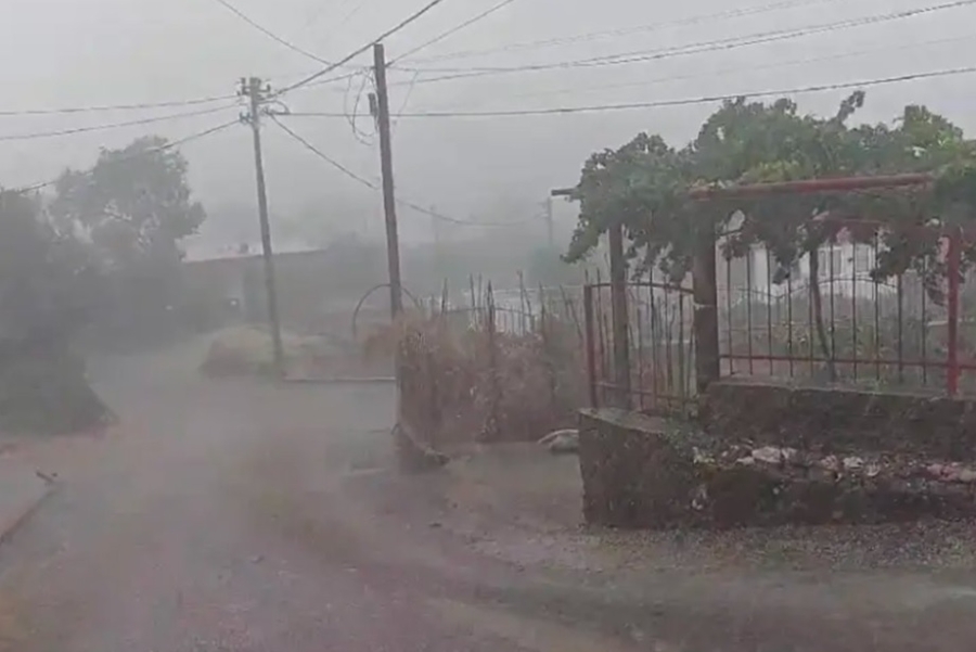 USRED LJETA SVE OBIJELILO: Jako nevrijeme pogodilo Hercegovinu (VIDEO)