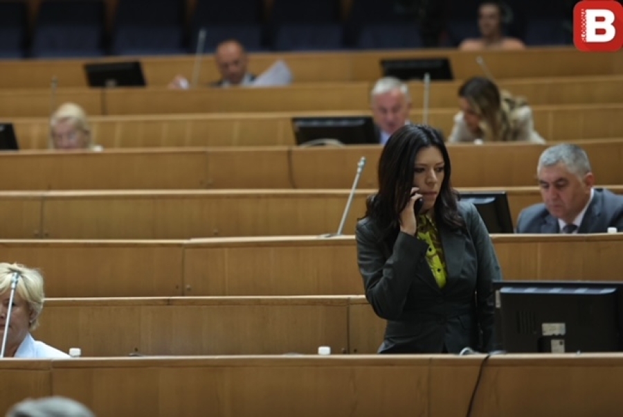 JEDNO PRIČAJU, DRUGO RADE: SNSD će izaći na prijevremene izbore ‘da se ne desi novo Kosovo’