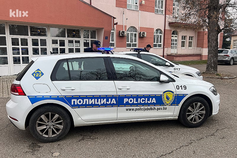 Brčko: Provalnik preminuo prilikom bijega, uhapšena bivša supruga vlasnika stana