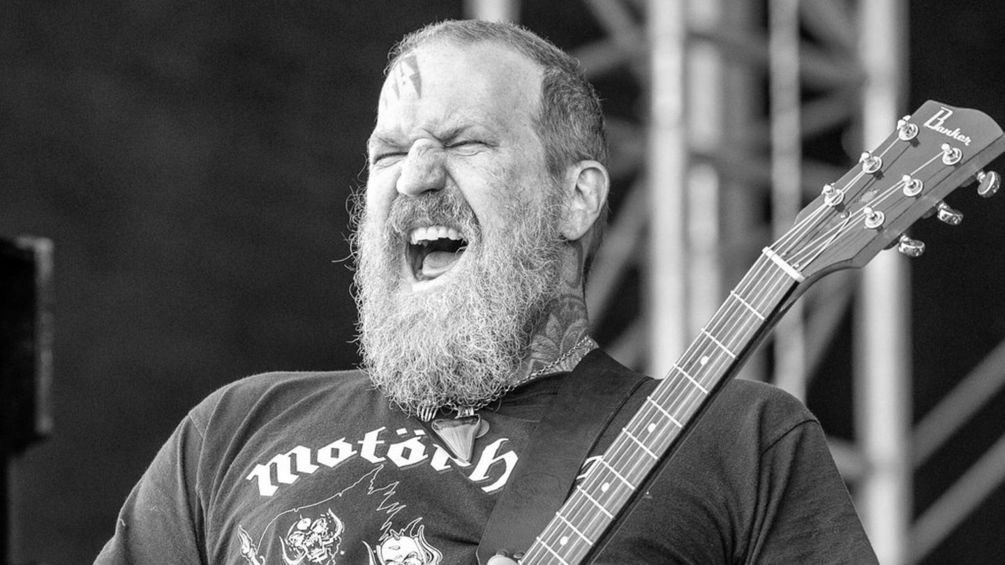 Tugu za ex-mastodonski gitarista Brent Hinds: Muzičar umire u motorskoj nesreći